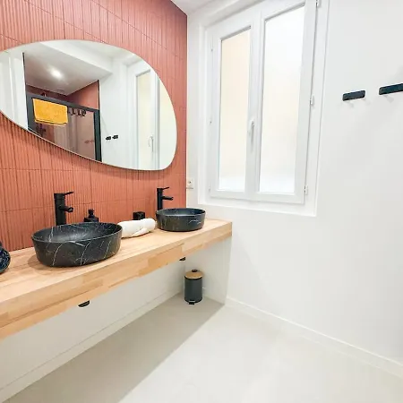 Confortable & Elegant Climatise Au Port De شقة نيس